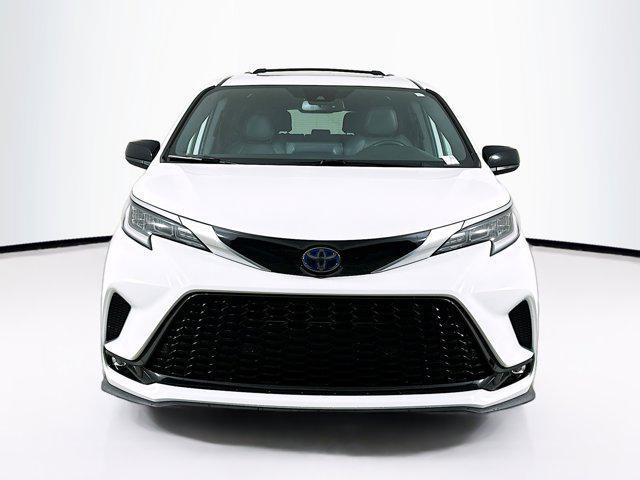 used 2021 Toyota Sienna car, priced at $37,897