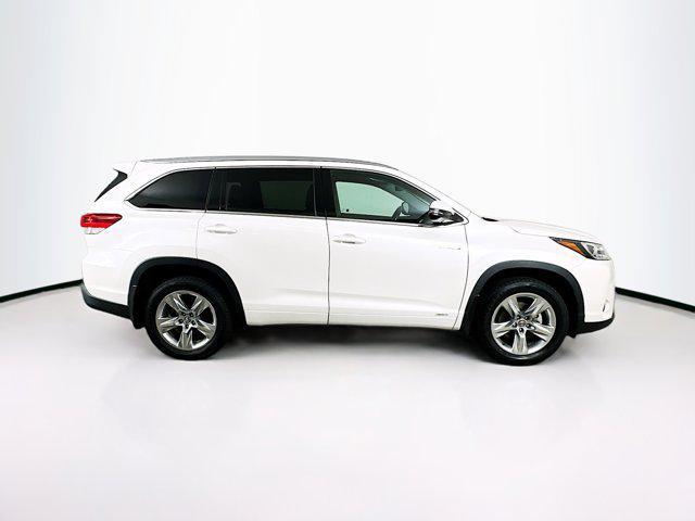 used 2019 Toyota Highlander Hybrid car, priced at $34,997