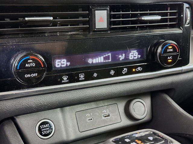 used 2023 Nissan Rogue car, priced at $20,297