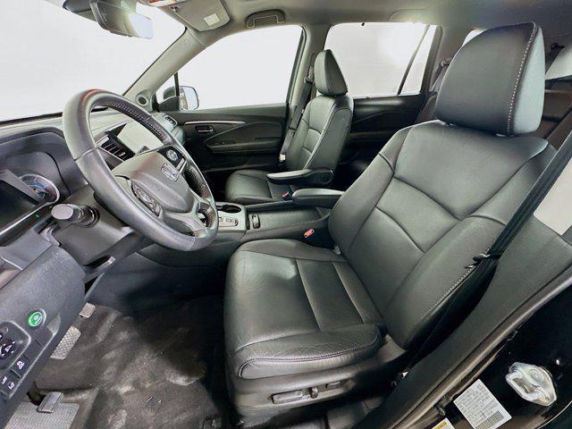 used 2022 Honda Pilot car, priced at $28,989