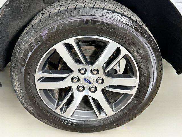 used 2023 Ford Expedition car, priced at $42,197