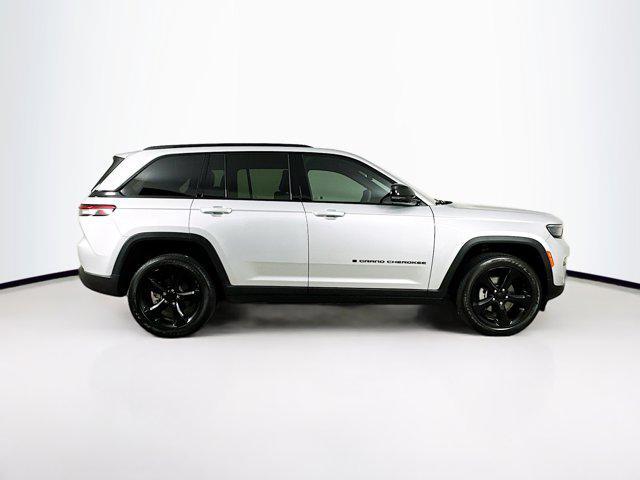 used 2024 Jeep Grand Cherokee car, priced at $28,197