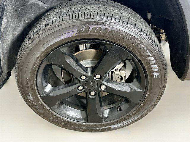 used 2024 Jeep Grand Cherokee car, priced at $28,197