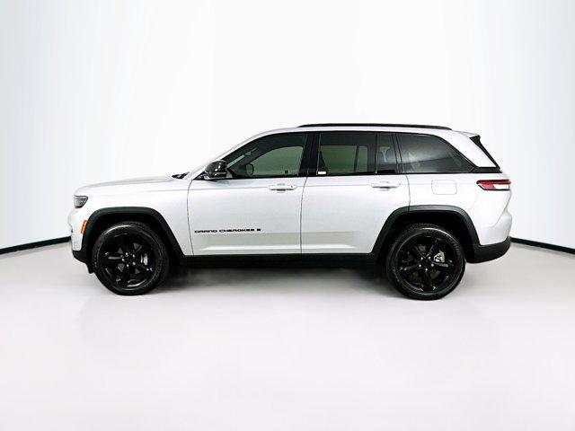 used 2024 Jeep Grand Cherokee car, priced at $28,197