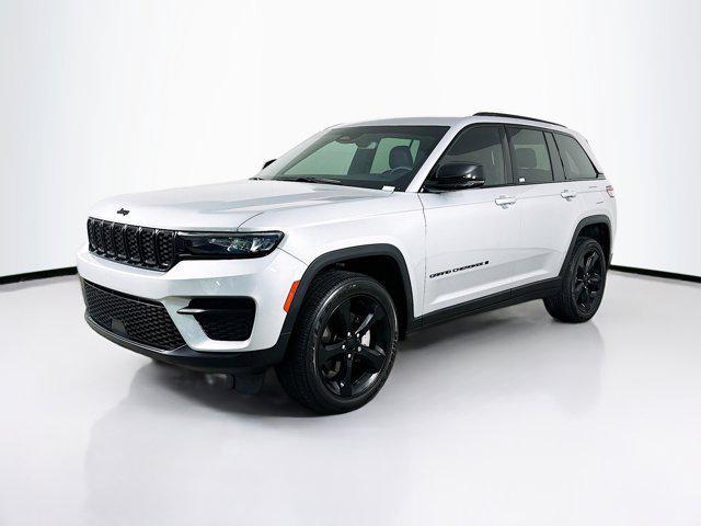 used 2024 Jeep Grand Cherokee car, priced at $28,197