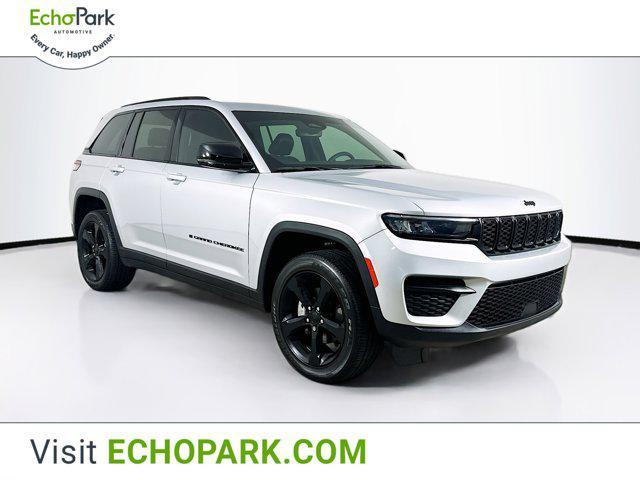used 2024 Jeep Grand Cherokee car, priced at $28,197