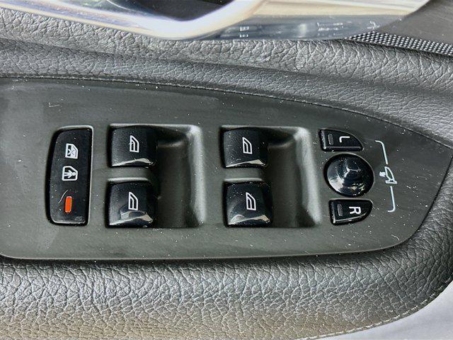 used 2018 Volvo XC90 car, priced at $15,797
