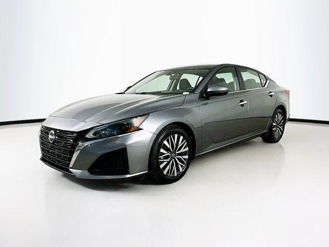 used 2023 Nissan Altima car, priced at $17,897