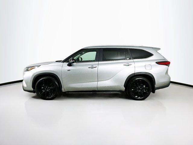 used 2023 Toyota Highlander car, priced at $36,897