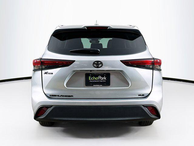 used 2023 Toyota Highlander car, priced at $36,897