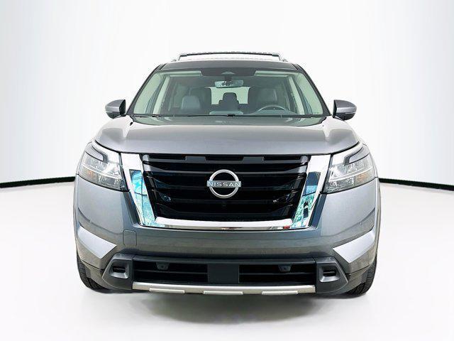 used 2024 Nissan Pathfinder car, priced at $33,297