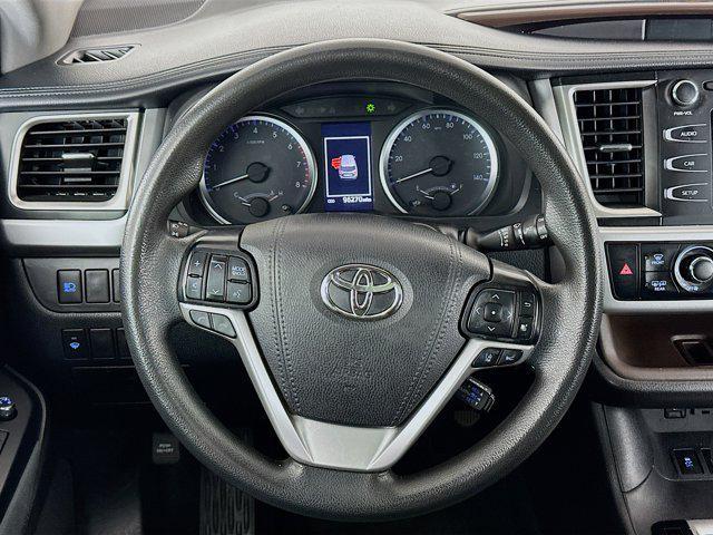 used 2019 Toyota Highlander car, priced at $21,797