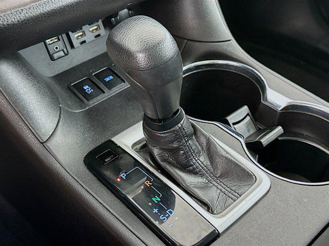 used 2019 Toyota Highlander car, priced at $21,797