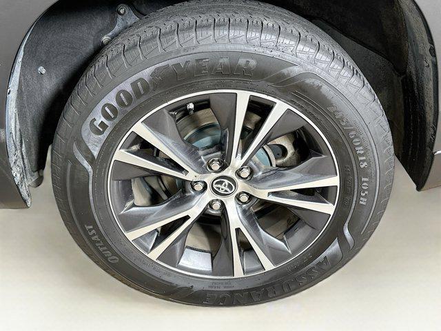 used 2019 Toyota Highlander car, priced at $21,797