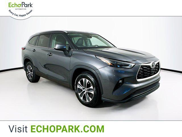 used 2024 Toyota Highlander car, priced at $36,197