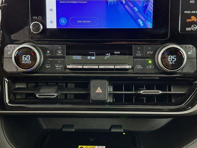 used 2024 Toyota Highlander car, priced at $34,197