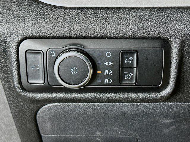used 2024 Ford Explorer car, priced at $27,897