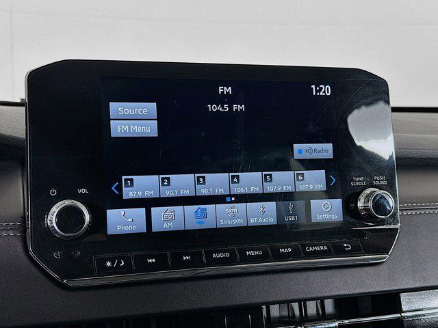 used 2024 Mitsubishi Outlander car, priced at $24,597