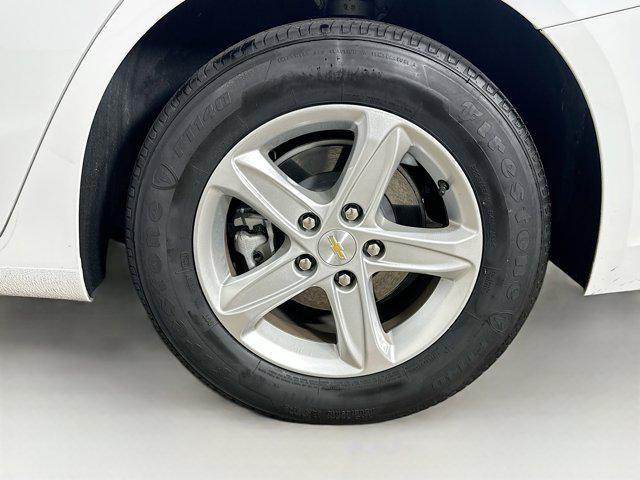 used 2024 Chevrolet Malibu car, priced at $18,797