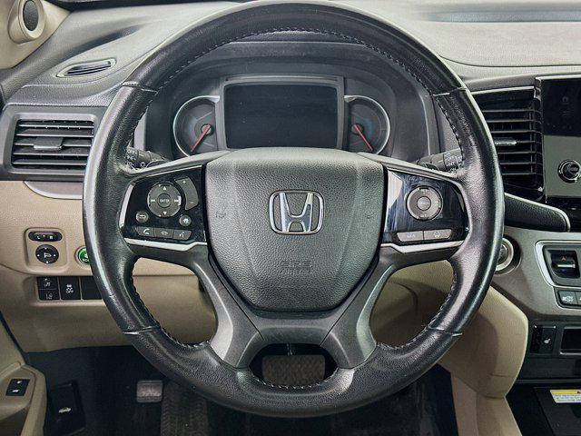 used 2022 Honda Pilot car, priced at $31,197
