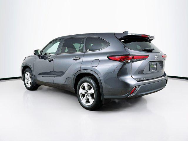used 2023 Toyota Highlander car, priced at $29,497