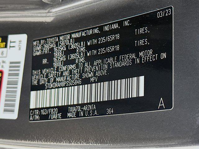 used 2023 Toyota Highlander car, priced at $29,497