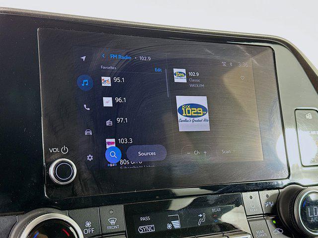 used 2023 Toyota Highlander car, priced at $29,497