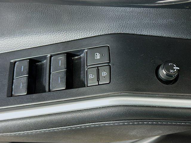 used 2023 Toyota Highlander car, priced at $29,497