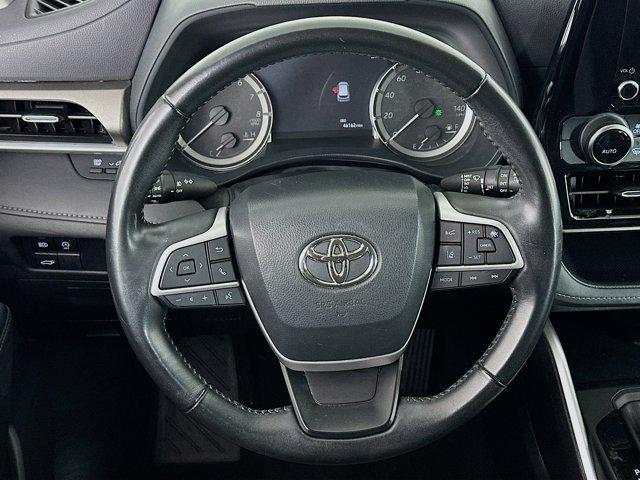 used 2023 Toyota Highlander car, priced at $29,497