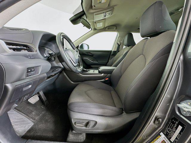 used 2023 Toyota Highlander car, priced at $29,497