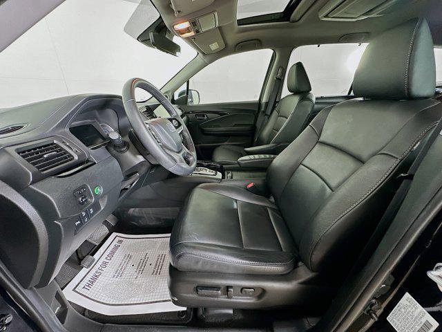 used 2022 Honda Pilot car, priced at $33,997
