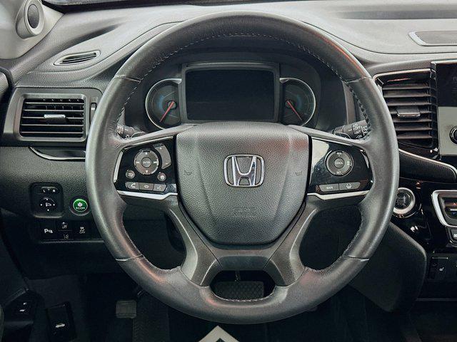 used 2022 Honda Pilot car, priced at $33,997