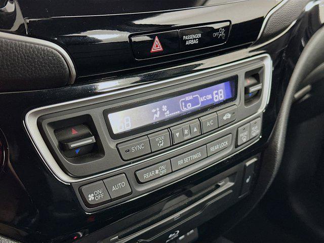 used 2022 Honda Pilot car, priced at $33,997