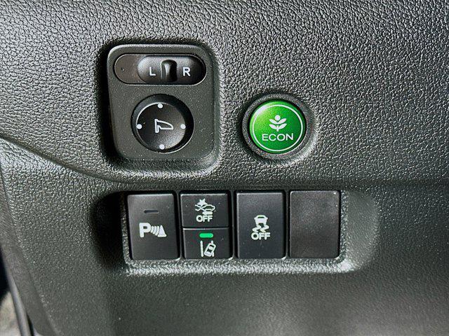 used 2022 Honda Pilot car, priced at $33,997