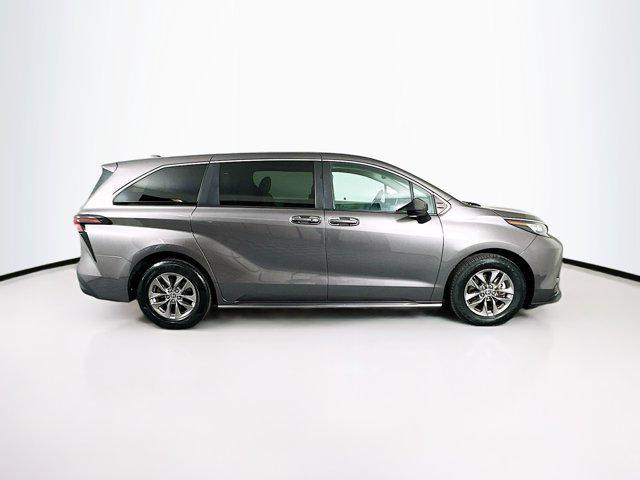 used 2023 Toyota Sienna car, priced at $34,889