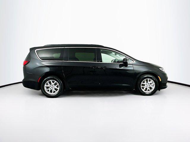 used 2022 Chrysler Pacifica car, priced at $20,489