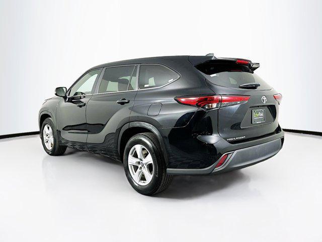 used 2023 Toyota Highlander car, priced at $32,597