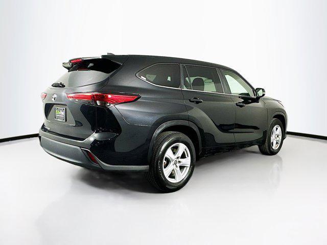 used 2023 Toyota Highlander car, priced at $32,597