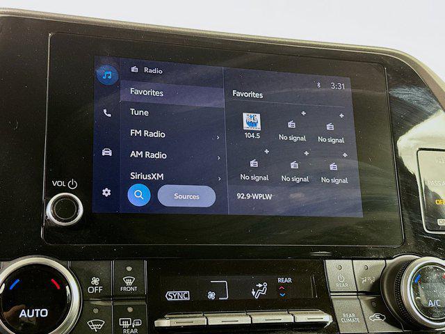 used 2023 Toyota Highlander car, priced at $32,597