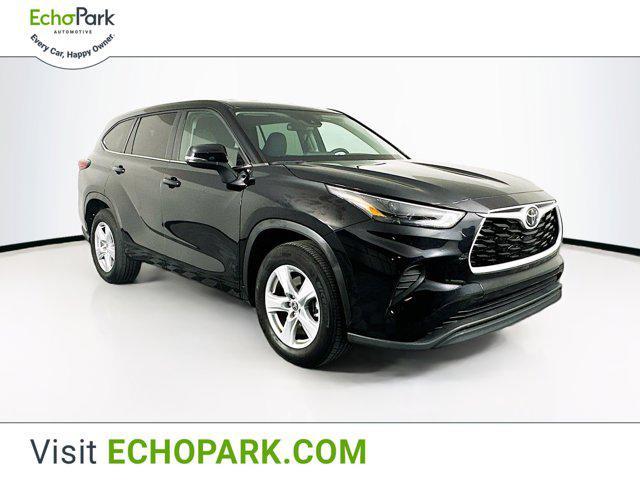 used 2023 Toyota Highlander car, priced at $32,597