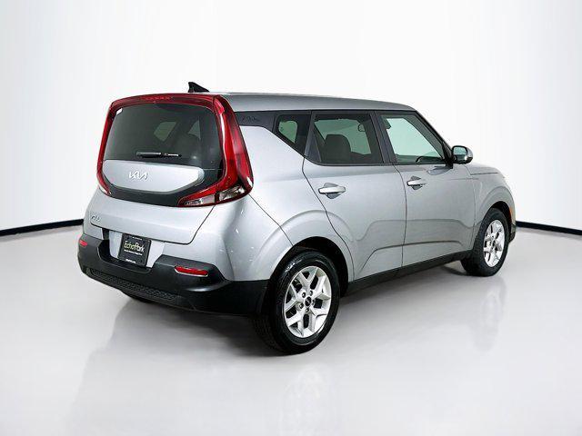 used 2022 Kia Soul car, priced at $15,999