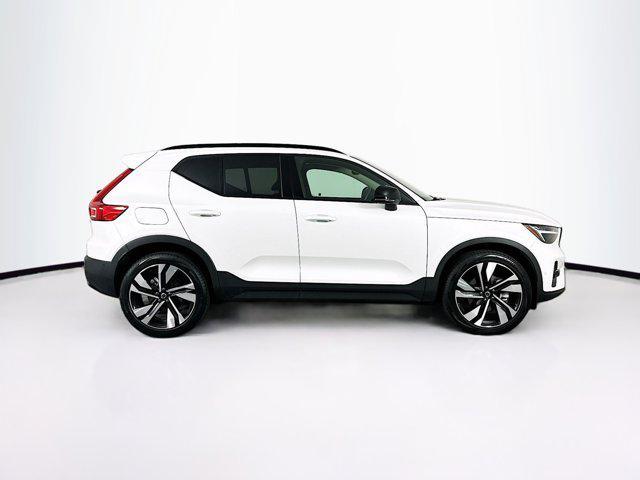 used 2025 Volvo XC40 car, priced at $31,997