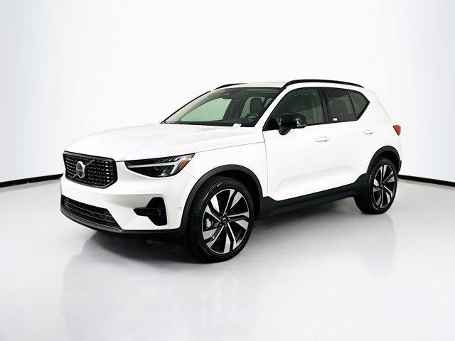 used 2025 Volvo XC40 car, priced at $31,997