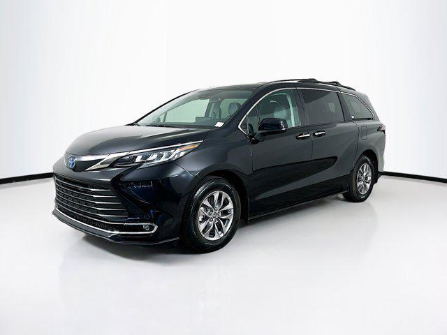 used 2022 Toyota Sienna car, priced at $46,197