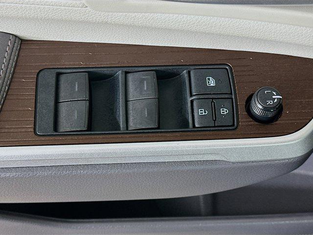 used 2022 Toyota Sienna car, priced at $46,197