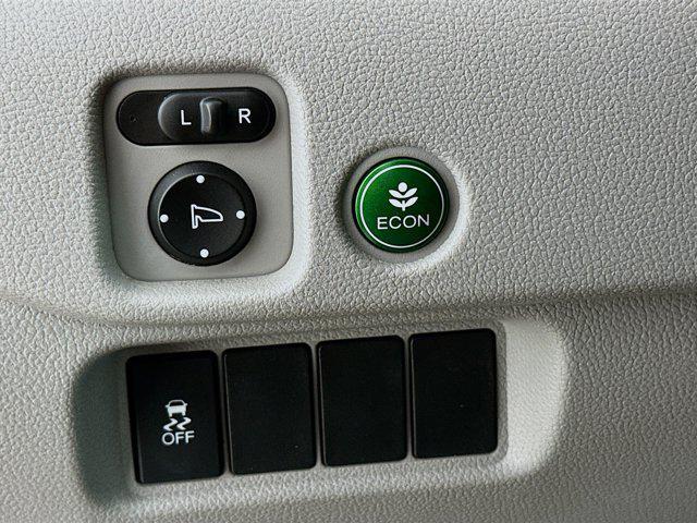 used 2018 Honda Pilot car, priced at $17,997