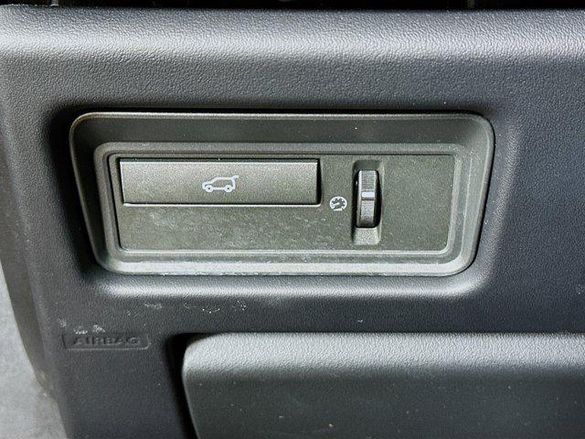 used 2015 Land Rover Range Rover Evoque car, priced at $12,897