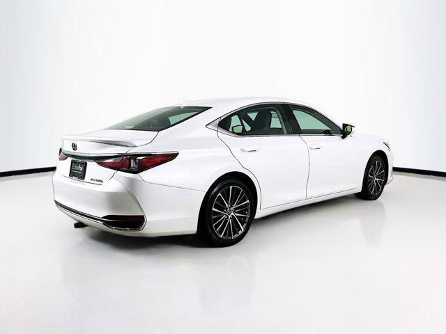 used 2023 Lexus ES 300h car, priced at $34,297