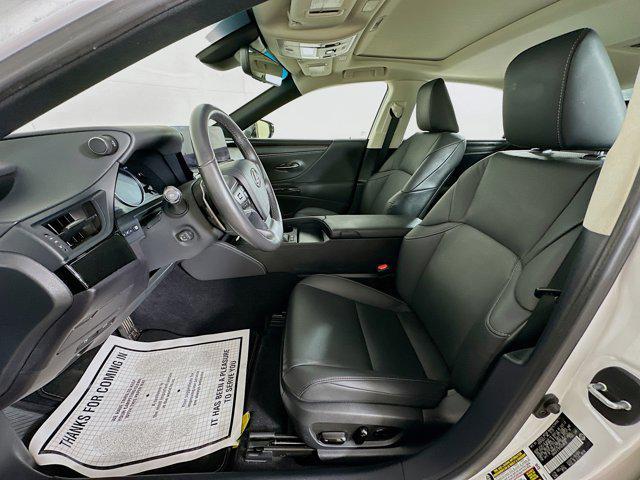 used 2023 Lexus ES 300h car, priced at $34,297
