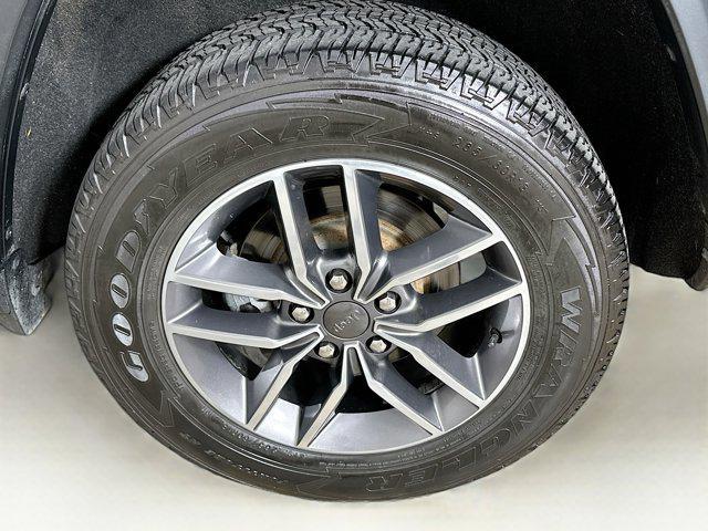used 2020 Jeep Grand Cherokee car, priced at $23,797